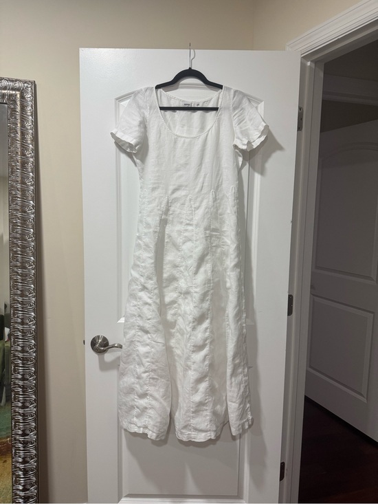 Aspesi Dresses & Skirts - Aspesi White Short-Sleeve Linen Midi Dress